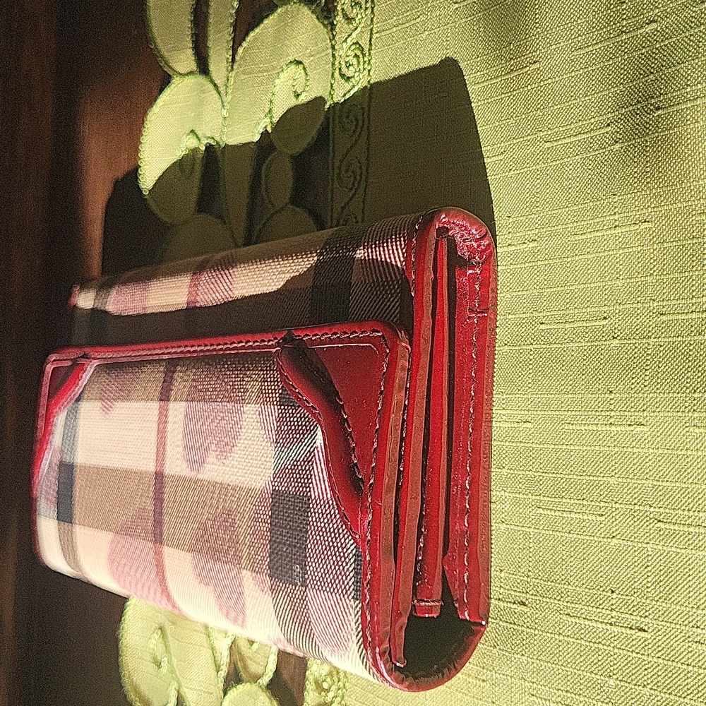 BURBERRY Supernova Heart Check Wallet Berry Red - Picture 4 of 9